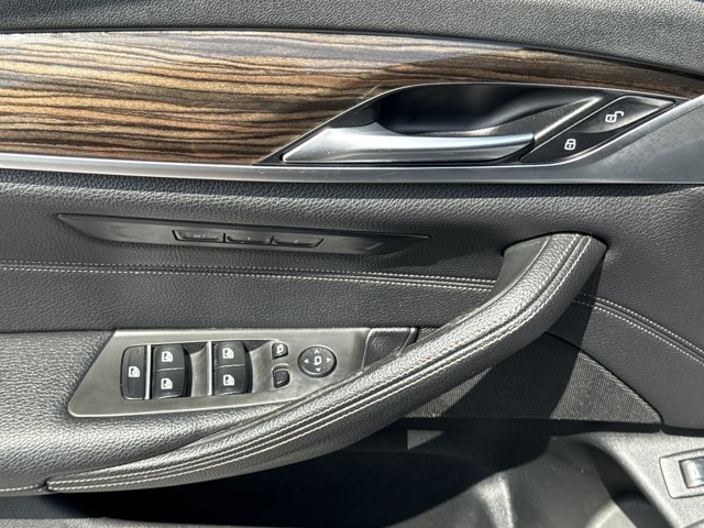 Used 2018 BMW 530i RWD image 16