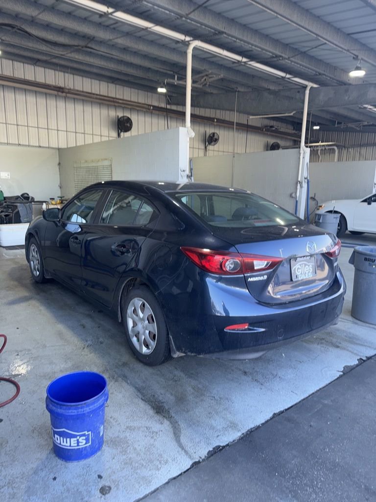 Used 2016 MAZDA MAZDA3 i Sport image 7