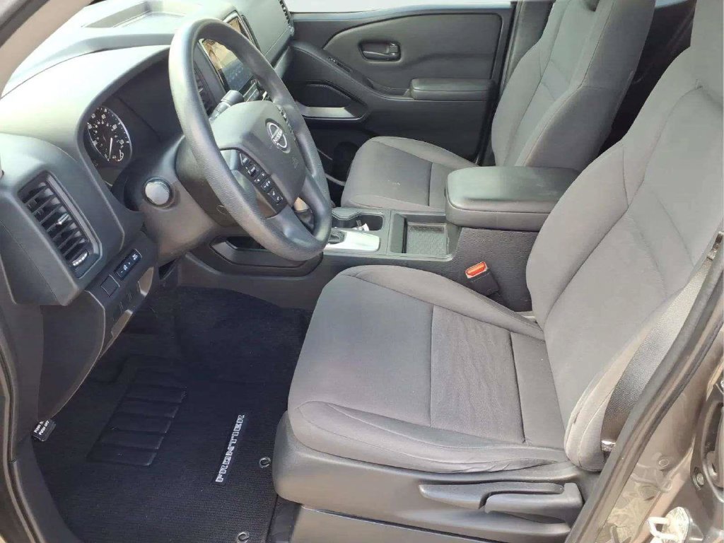 Certified 2022 Nissan Frontier S w/ Technology Package AWD/4WD image 12