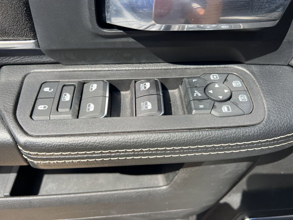 Used 2025 RAM 2500 Laramie w/ Sport Appearance Package image 25