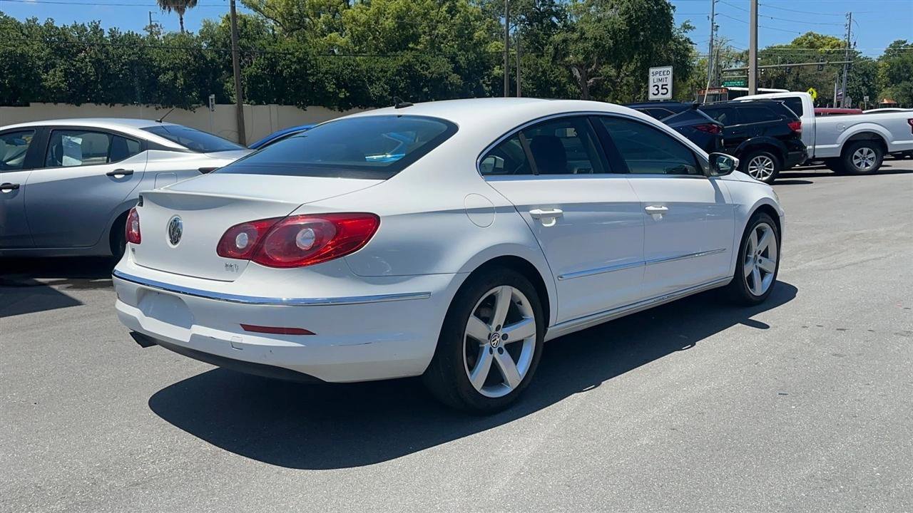 Used 2011 Volkswagen CC Lux Plus FWD image 6