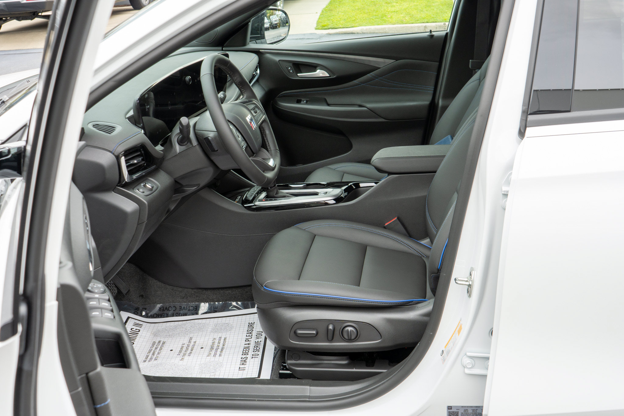 New 2026 Buick Envista Sport Touring w/ Convenience I Package FWD image 29