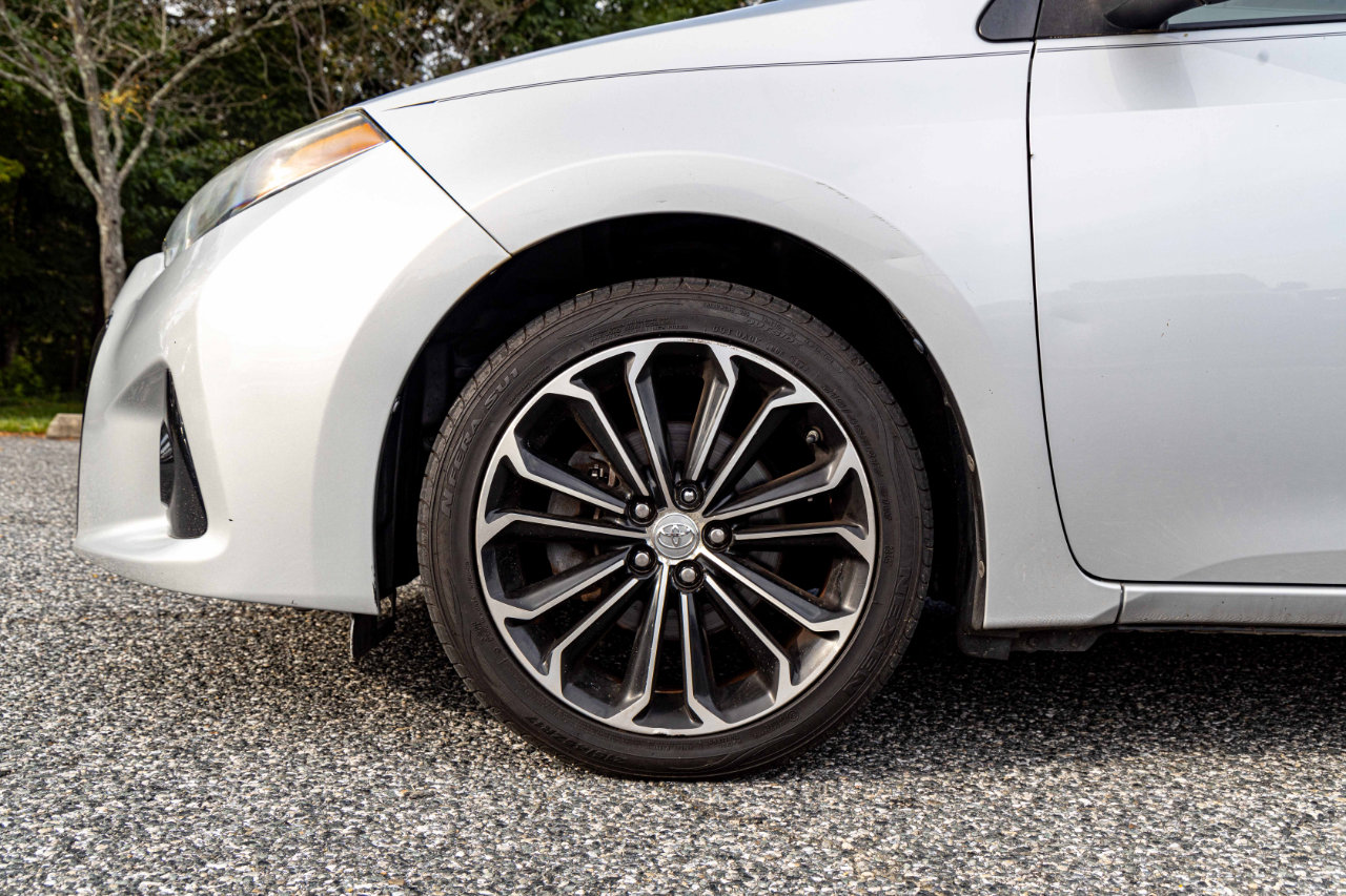 Used 2015 Toyota Corolla S image 10