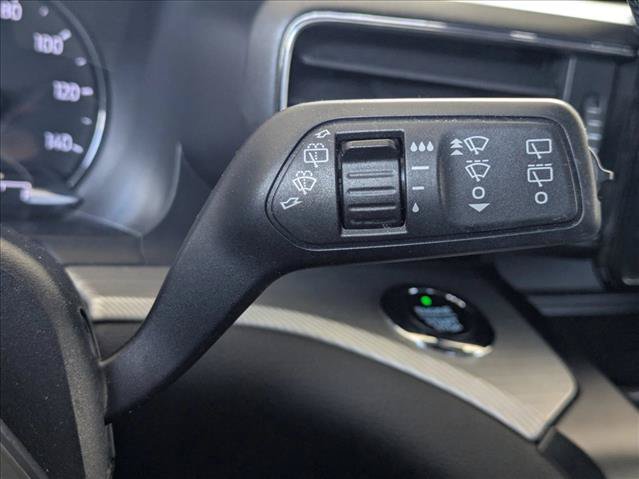 Used 2020 Ford Explorer XLT w/ Equipment Group 202A RWD image 8