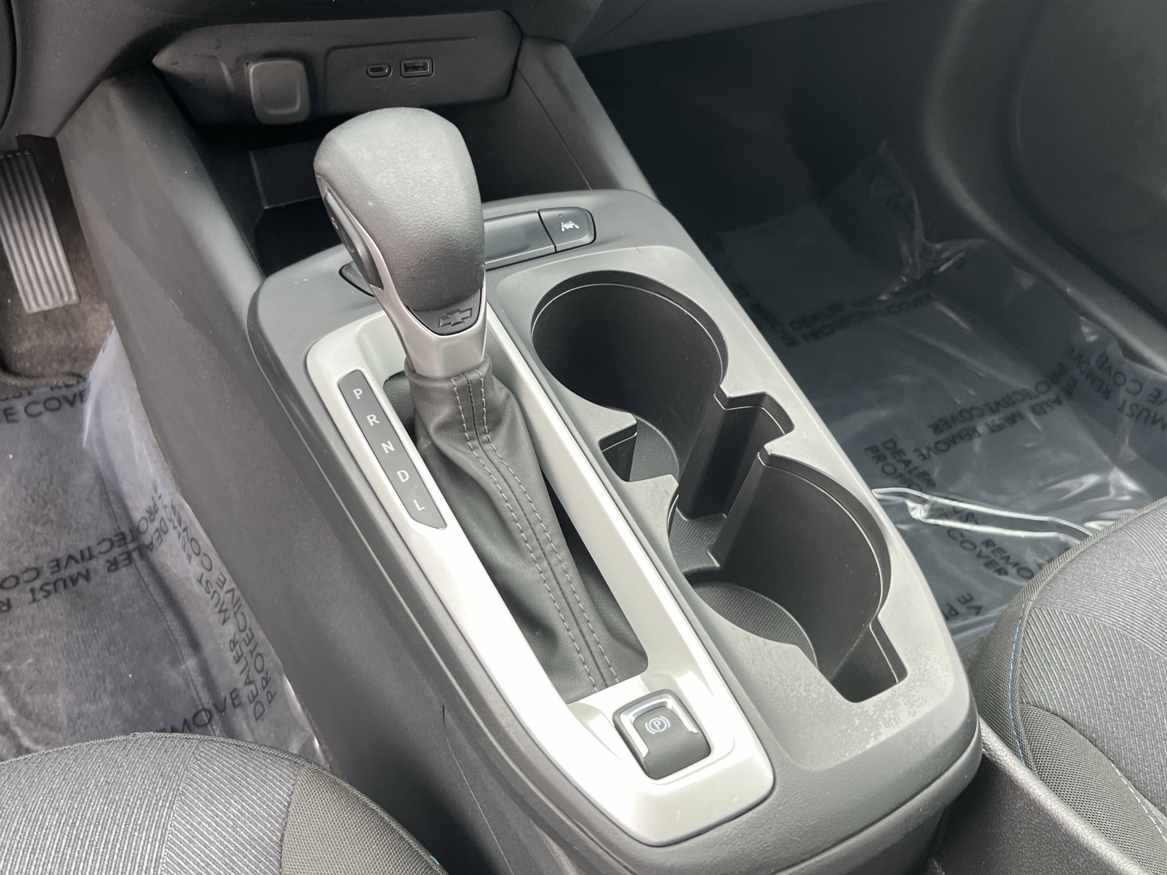 Used 2024 Chevrolet Trax LS FWD image 23