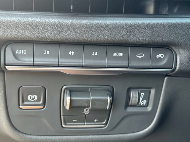 New 2026 Cadillac Escalade Sport w/ Touring Package AWD/4WD image 32
