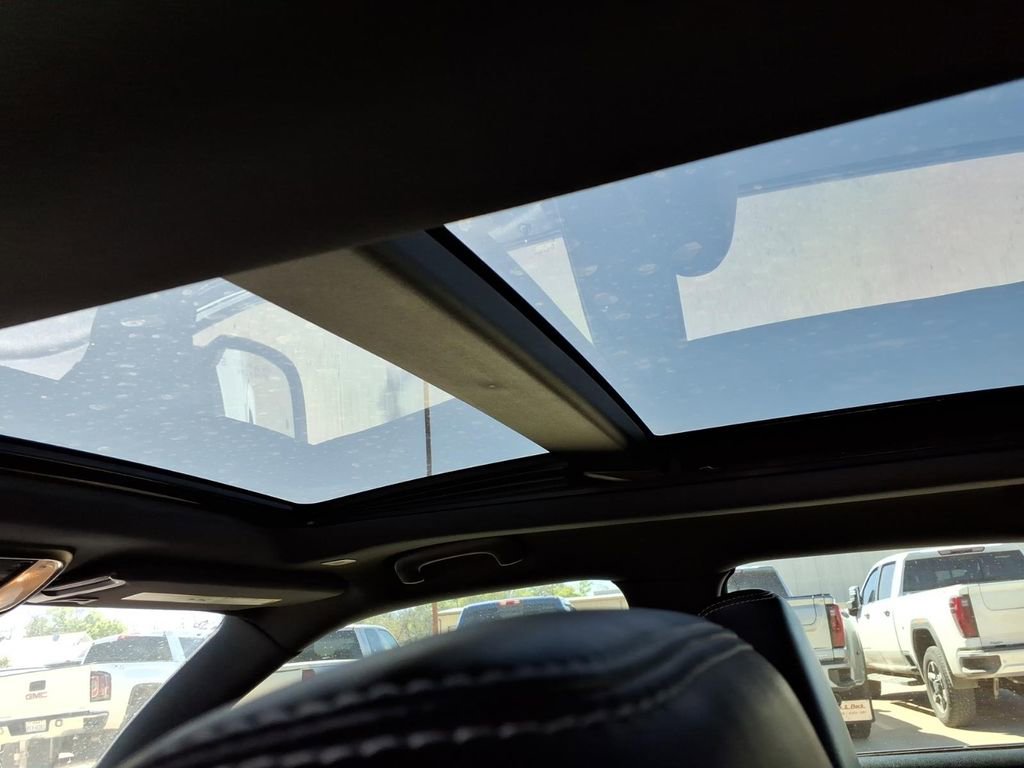 Used 2021 Chrysler 300 S w/ S Model Appearance Package image 13