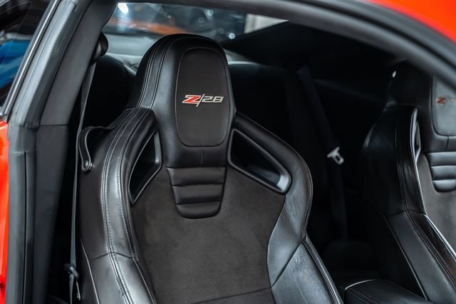 Used 2015 Chevrolet Camaro Z/28 RWD image 27