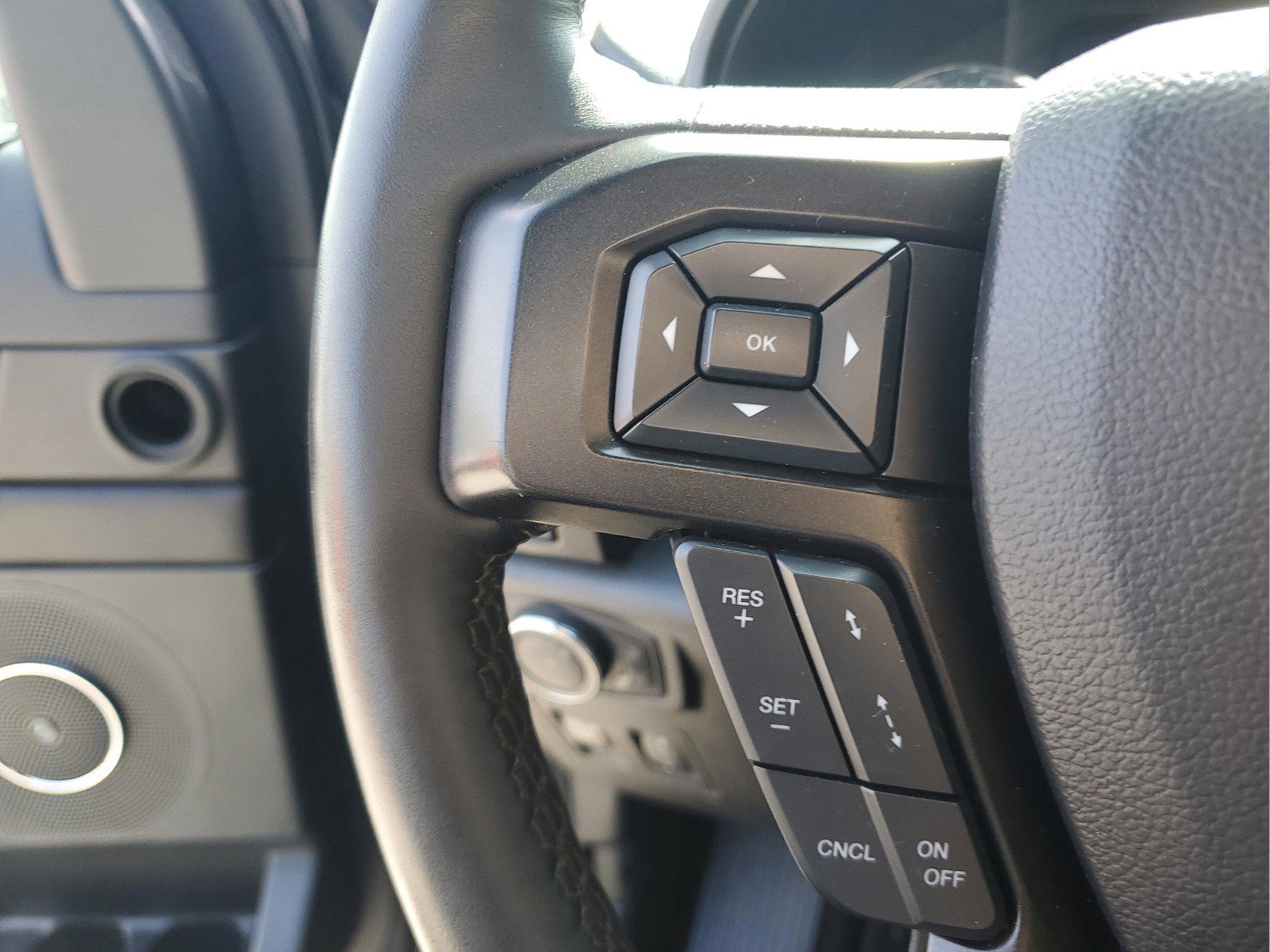 Used 2020 Ford Expedition Limited w/ Equipment Group 301A image 26