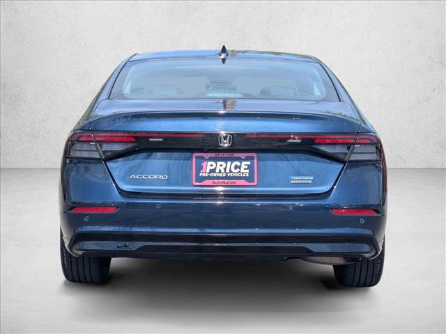 Used 2024 Honda Accord Touring image 7