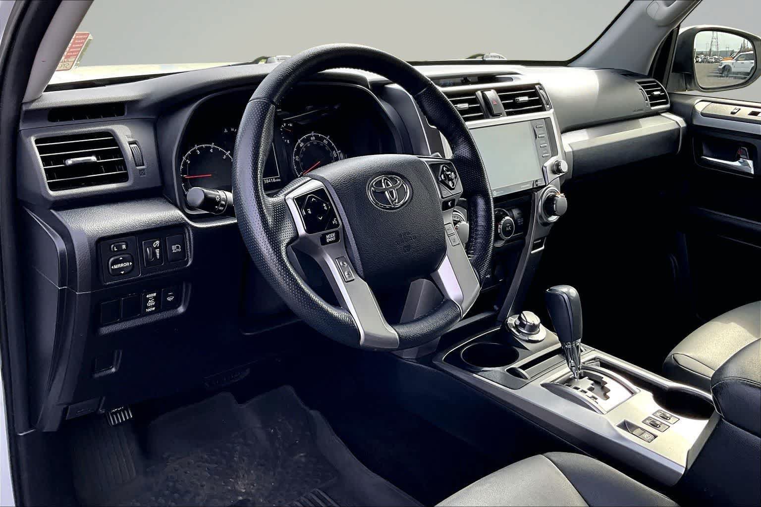 Used 2024 Toyota 4Runner SR5 Premium w/ Moonroof Package AWD/4WD image 2