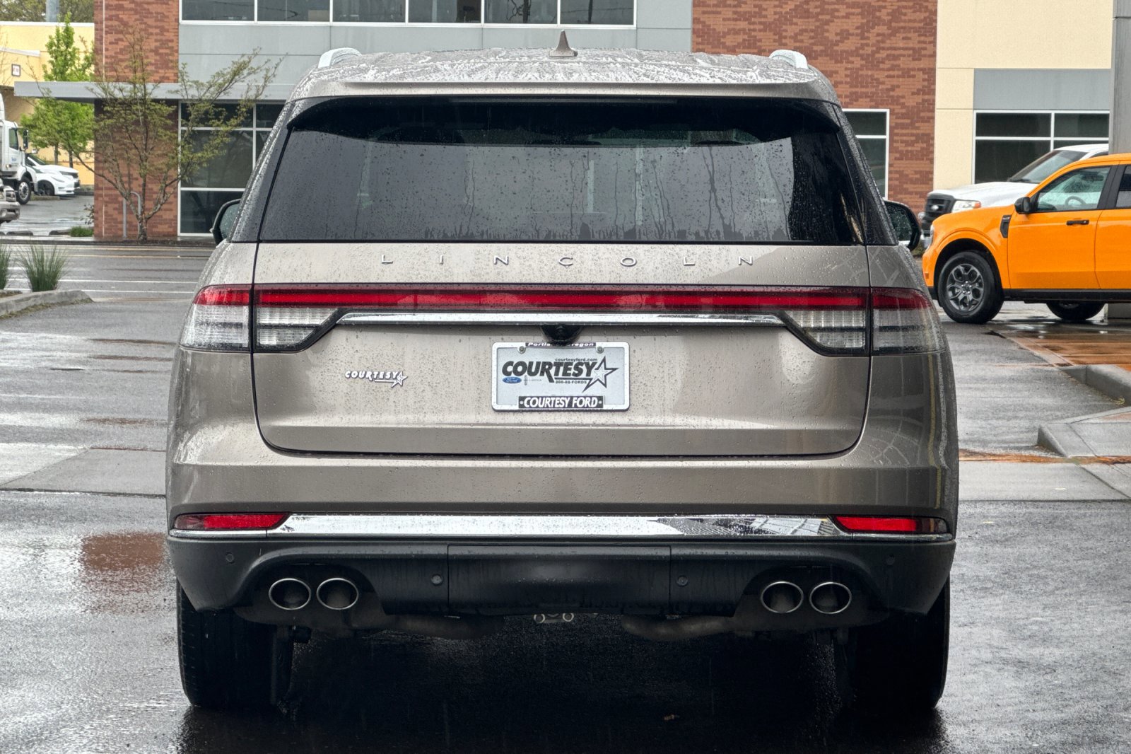 Certified 2020 Lincoln Aviator Reserve w/ Equipment Group 201A image 5