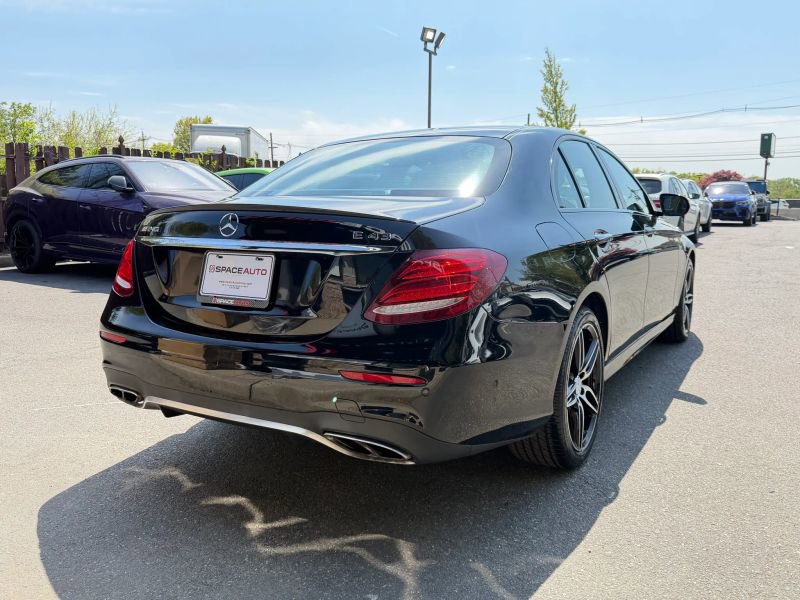 Used 2018 Mercedes-Benz E 43 AMG 4MATIC Sedan image 5