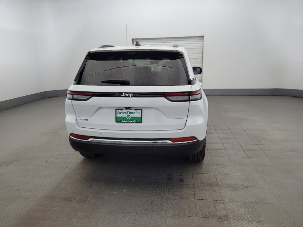 Used 2022 Jeep Grand Cherokee Limited 4xe w/ Luxury Tech Group II AWD/4WD image 7