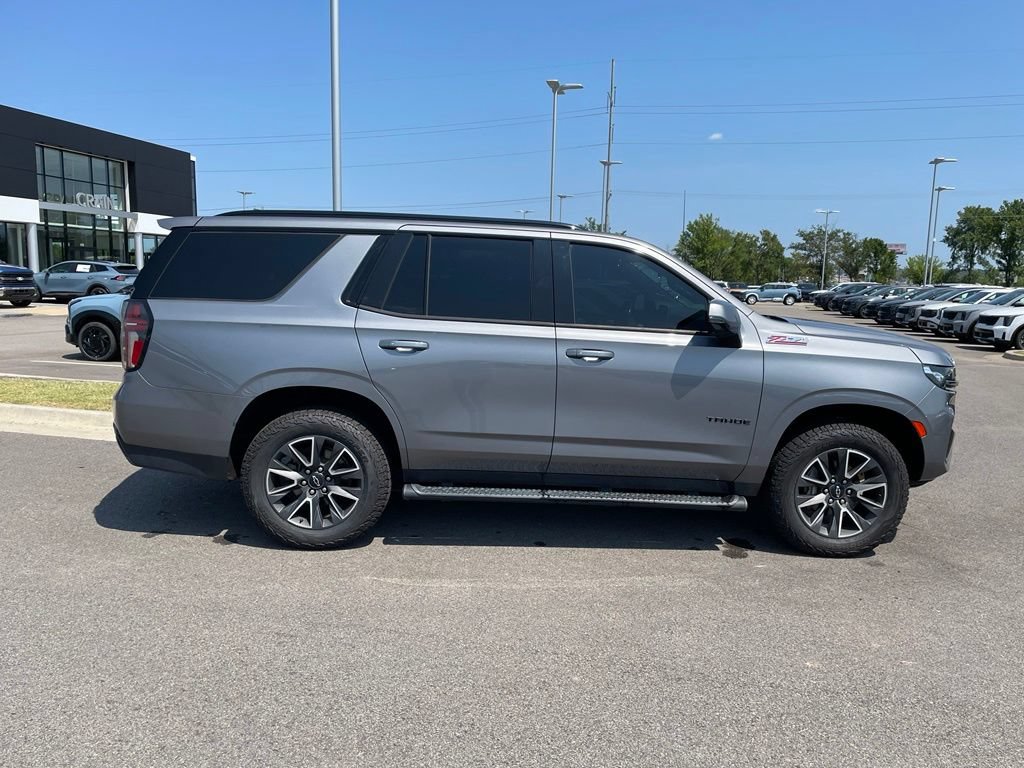 Used 2021 Chevrolet Tahoe Z71 w/ Luxury Package AWD/4WD image 9