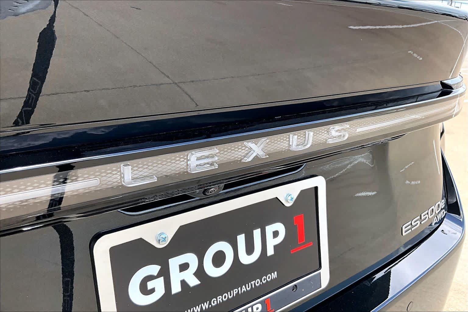 Used 2026 Lexus ES 500e AWD/4WD image 28
