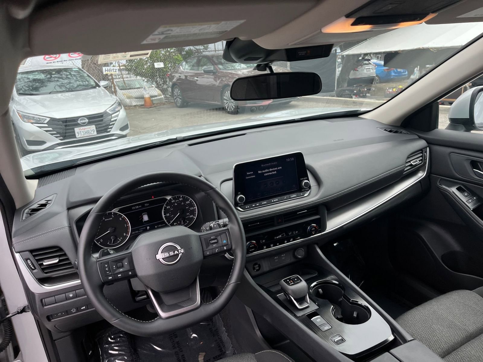Used 2025 Nissan Rogue SV FWD image 35