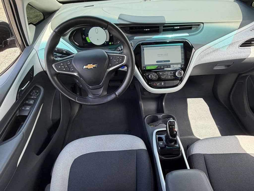 Used 2020 Chevrolet Bolt LT FWD image 16