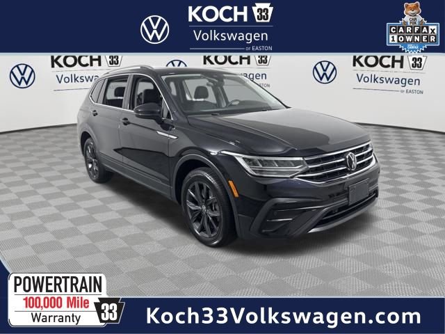 Used 2023 Volkswagen Tiguan SE w/ Panoramic Sunroof Package