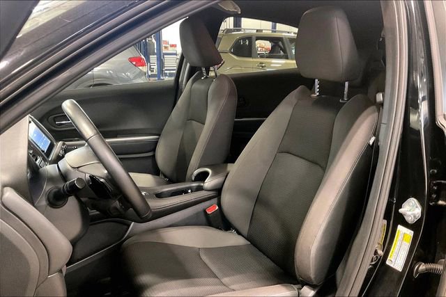 Used 2021 Honda HR-V Sport image 25