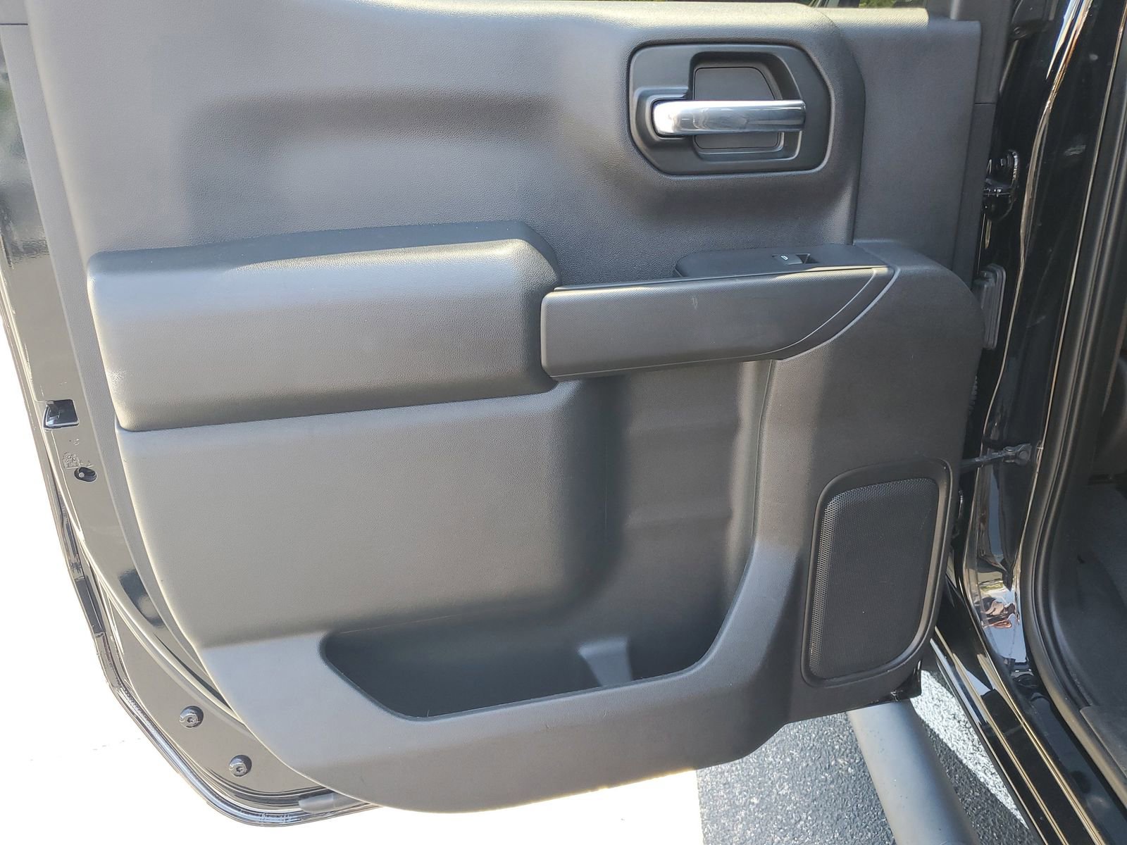 Used 2022 Chevrolet Silverado 1500 Custom image 22