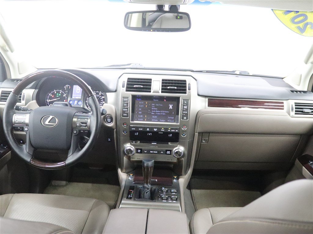 Used 2019 Lexus GX 460 Luxury AWD/4WD image 26