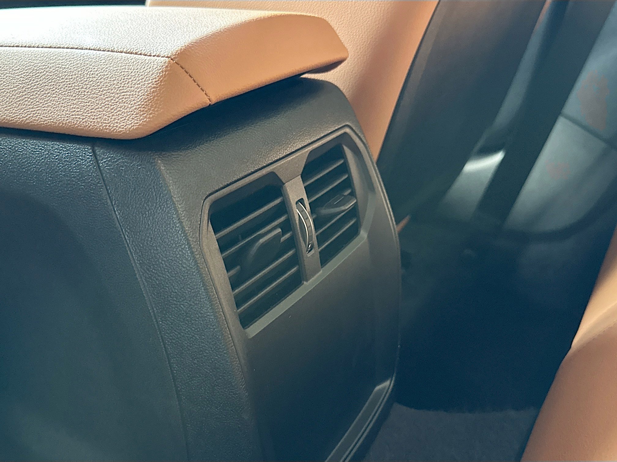 Certified 2025 BMW 230i Coupe w/ Convenience Package image 26