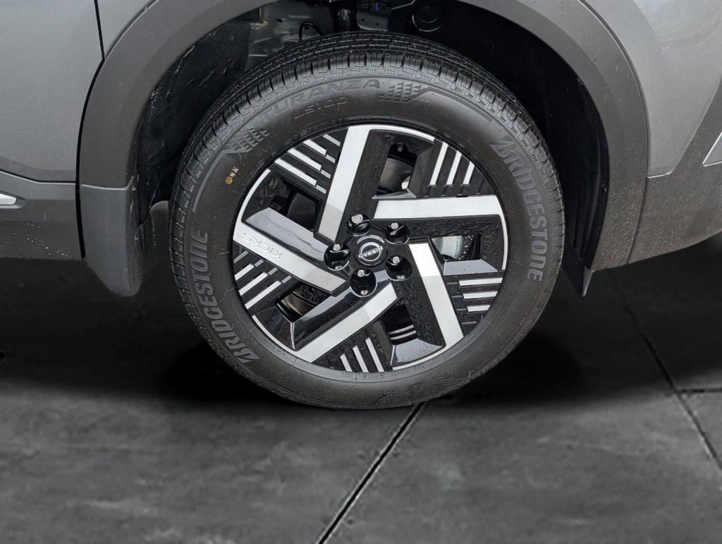 New 2026 Nissan Kicks SV image 11