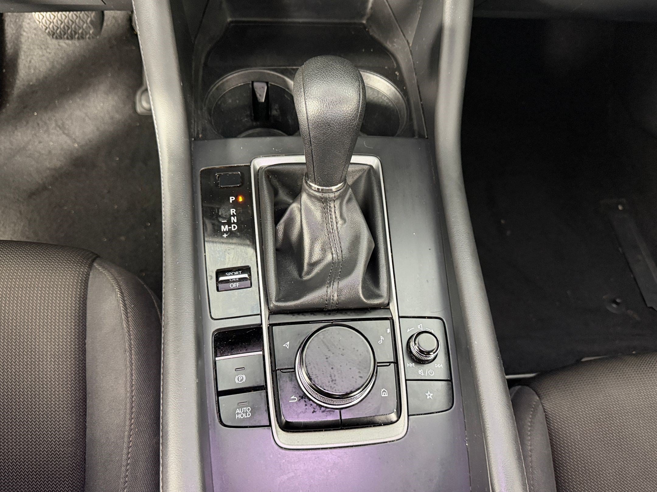 Used 2020 MAZDA MAZDA3 Sedan FWD image 15
