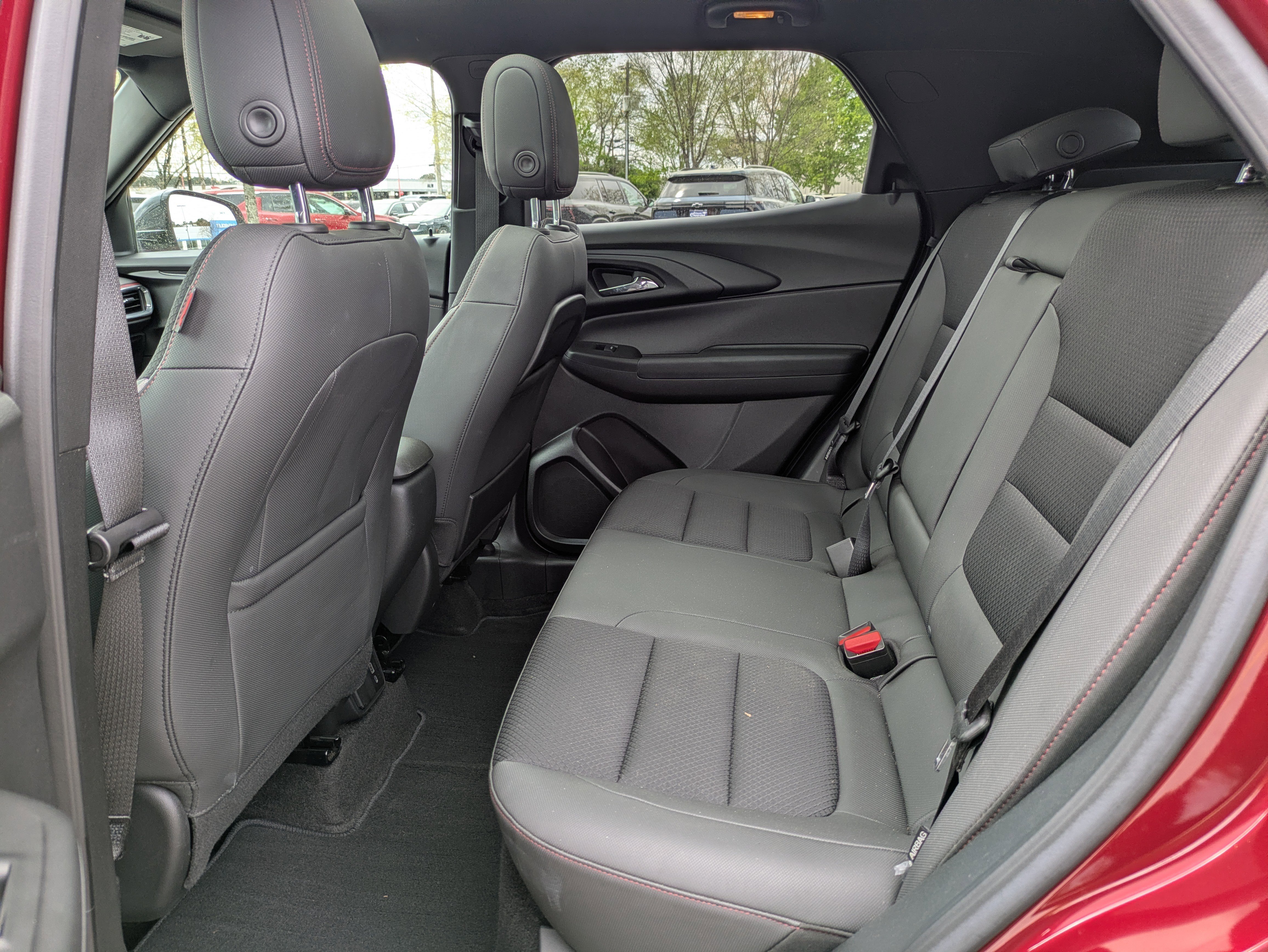 Used 2023 Chevrolet TrailBlazer RS w/ Sun and Liftgate Package image 15