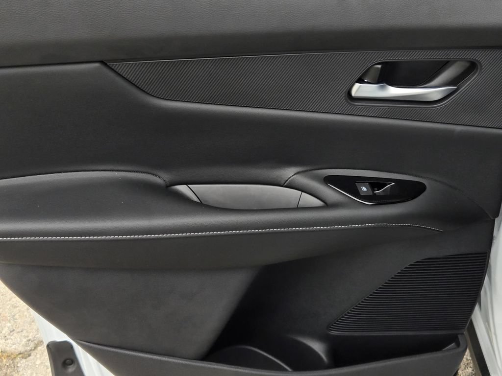 New 2026 Nissan Murano SV AWD/4WD image 11