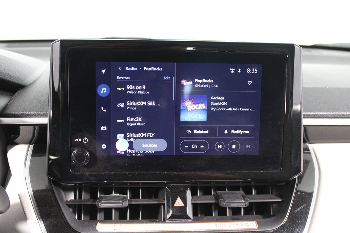 Used 2025 Toyota Corolla Cross L FWD image 16