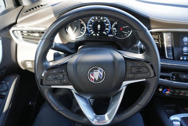 Used 2024 Buick Enclave Avenir image 32