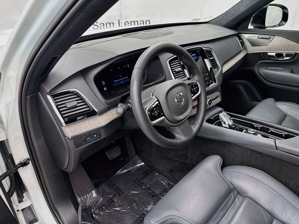 Used 2023 Volvo XC90 T8 Ultimate AWD/4WD image 9