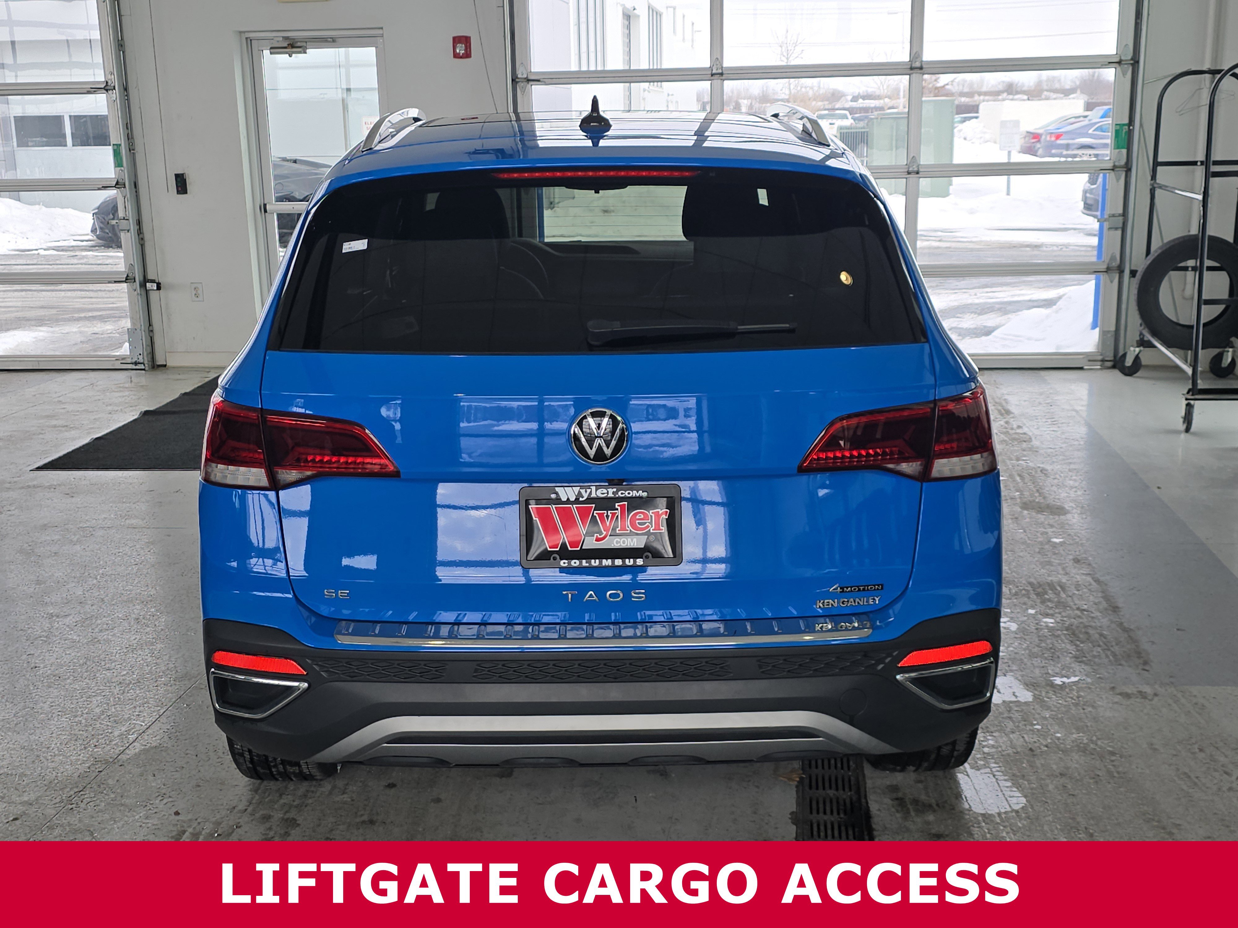 Used 2023 Volkswagen Taos SE image 5