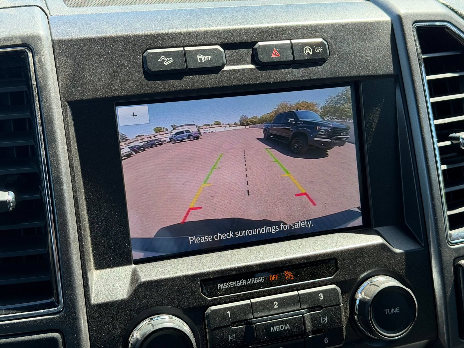 Used 2020 Ford F150 XLT w/ Equipment Group 302A Luxury AWD/4WD image 24