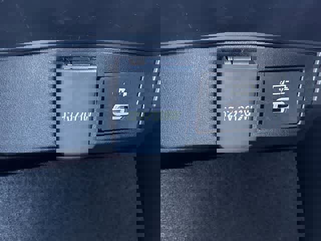 Used 2024 Toyota Corolla Cross S AWD/4WD image 32