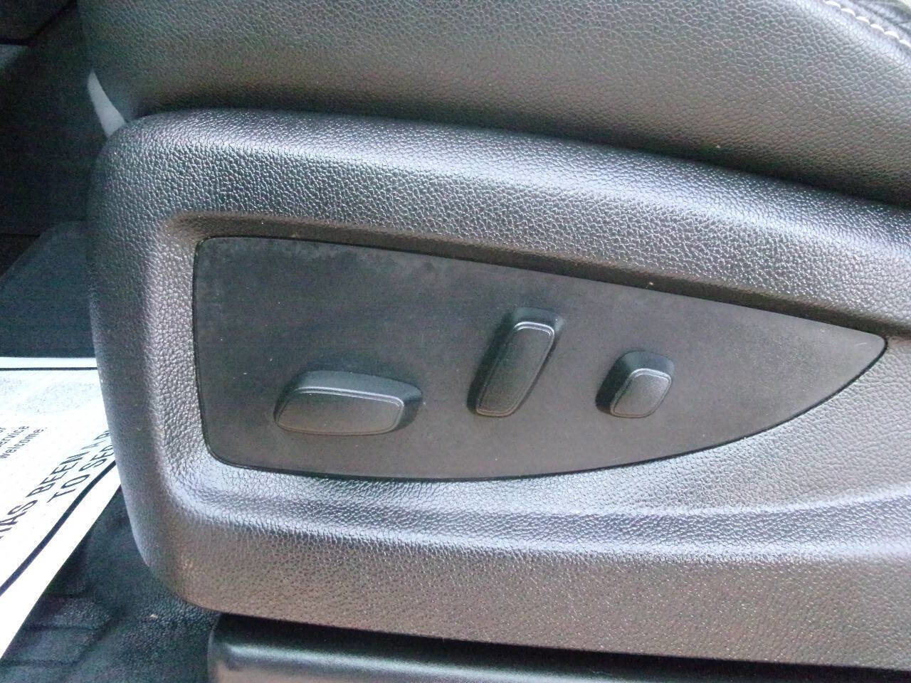 Used 2017 GMC Sierra 1500 SLT w/ SLT Premium Package image 14