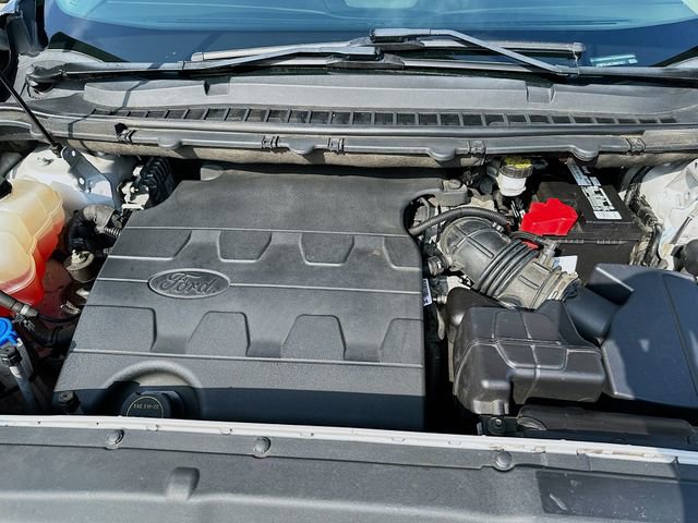 Used 2018 Ford Edge SEL w/ Equipment Group 201A AWD/4WD image 33