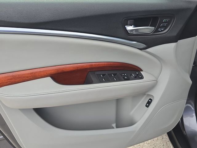 Used 2017 Acura MDX SH-AWD w/ Advance Package image 19