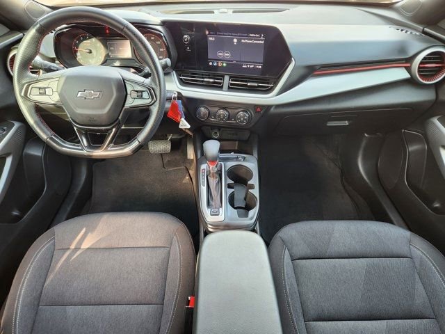 Used 2024 Chevrolet Trax RS image 27