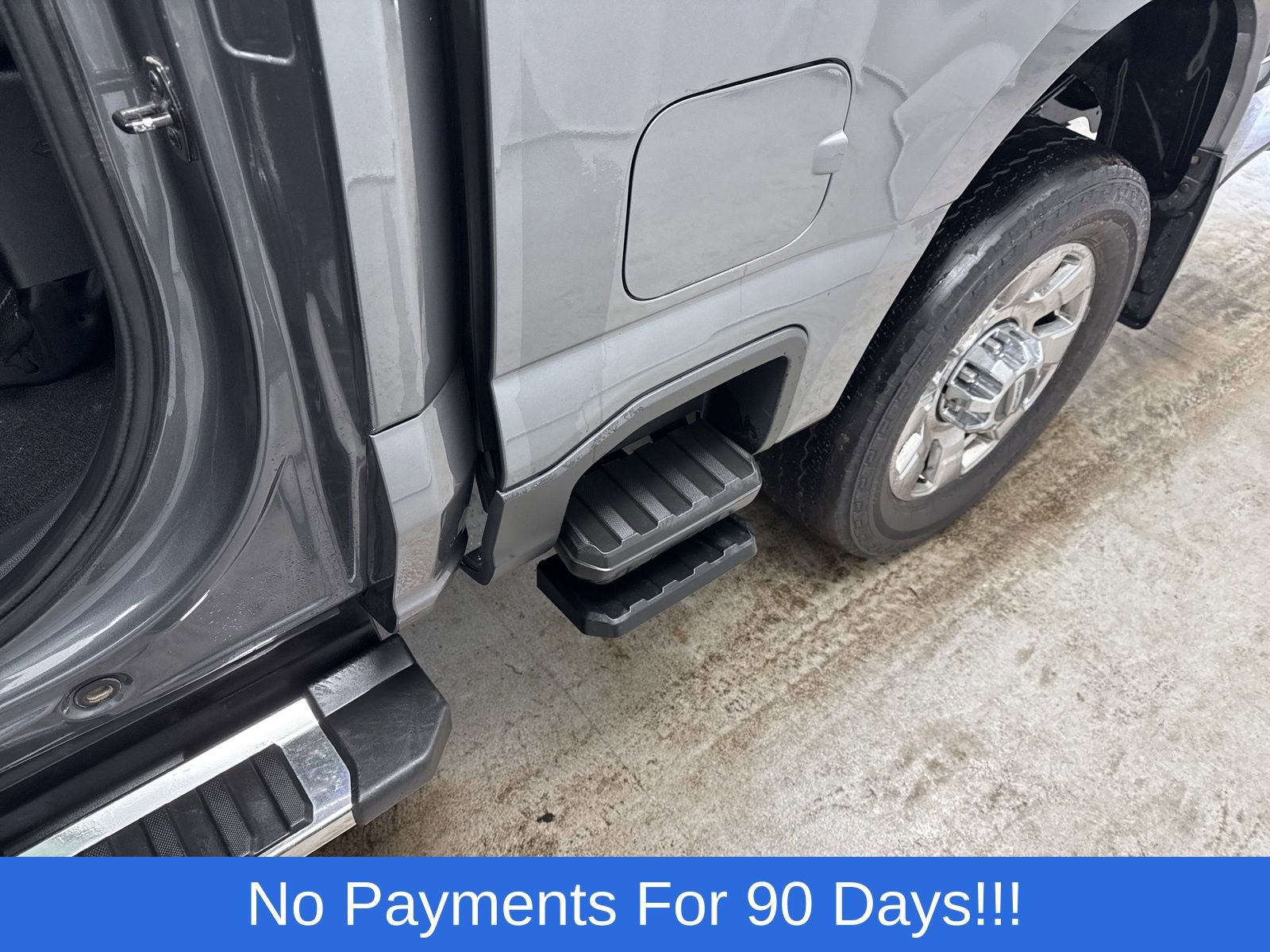 Used 2023 Ford F350 Lariat w/ Chrome Package image 54