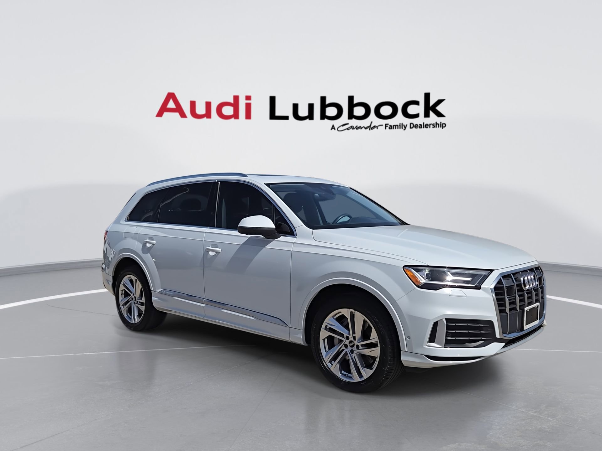 Used 2023 Audi Q7 2.0T Premium w/ Convenience Package image 2