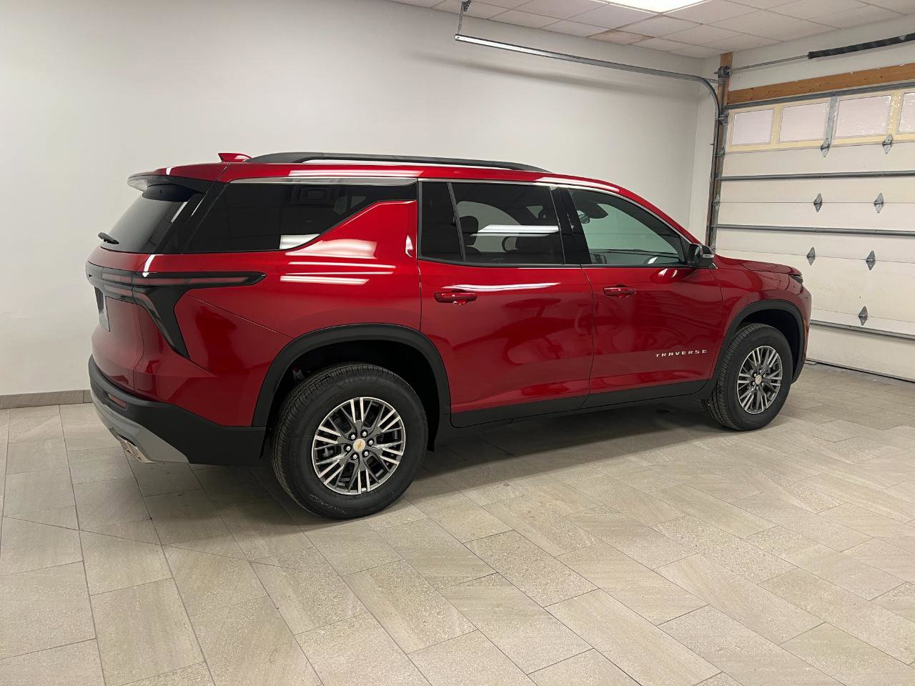 New 2026 Chevrolet Traverse LT FWD image 10
