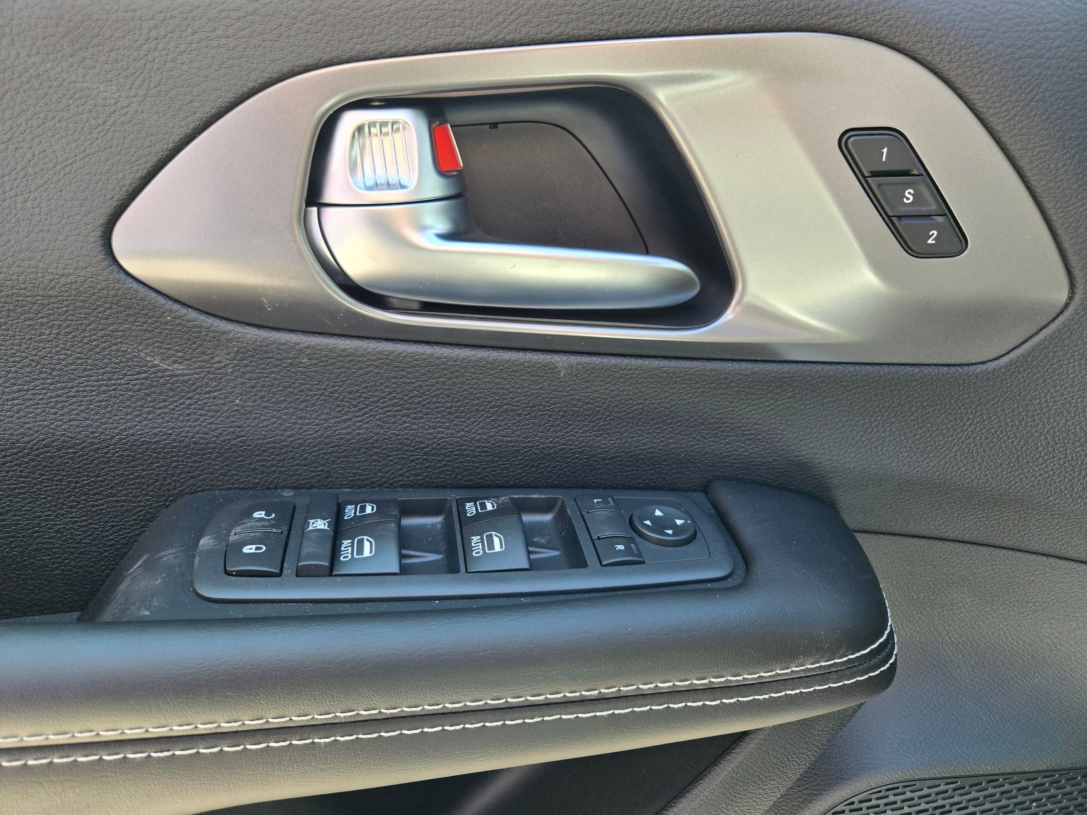 New 2026 Chrysler Pacifica Select image 22