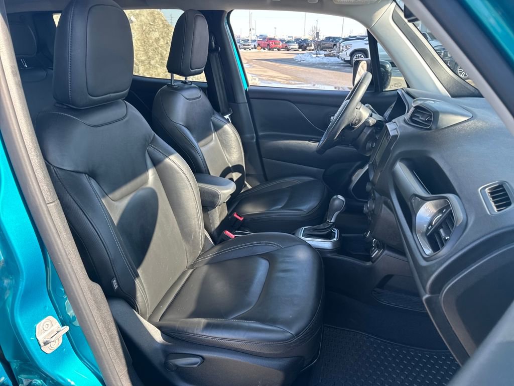 Used 2022 Jeep Renegade Limited w/ Sun, Sound & Wheels Group image 12