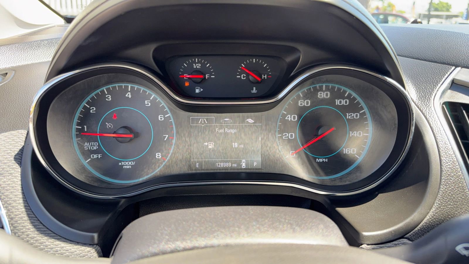 Used 2017 Chevrolet Cruze LT w/ Convenience Package image 17