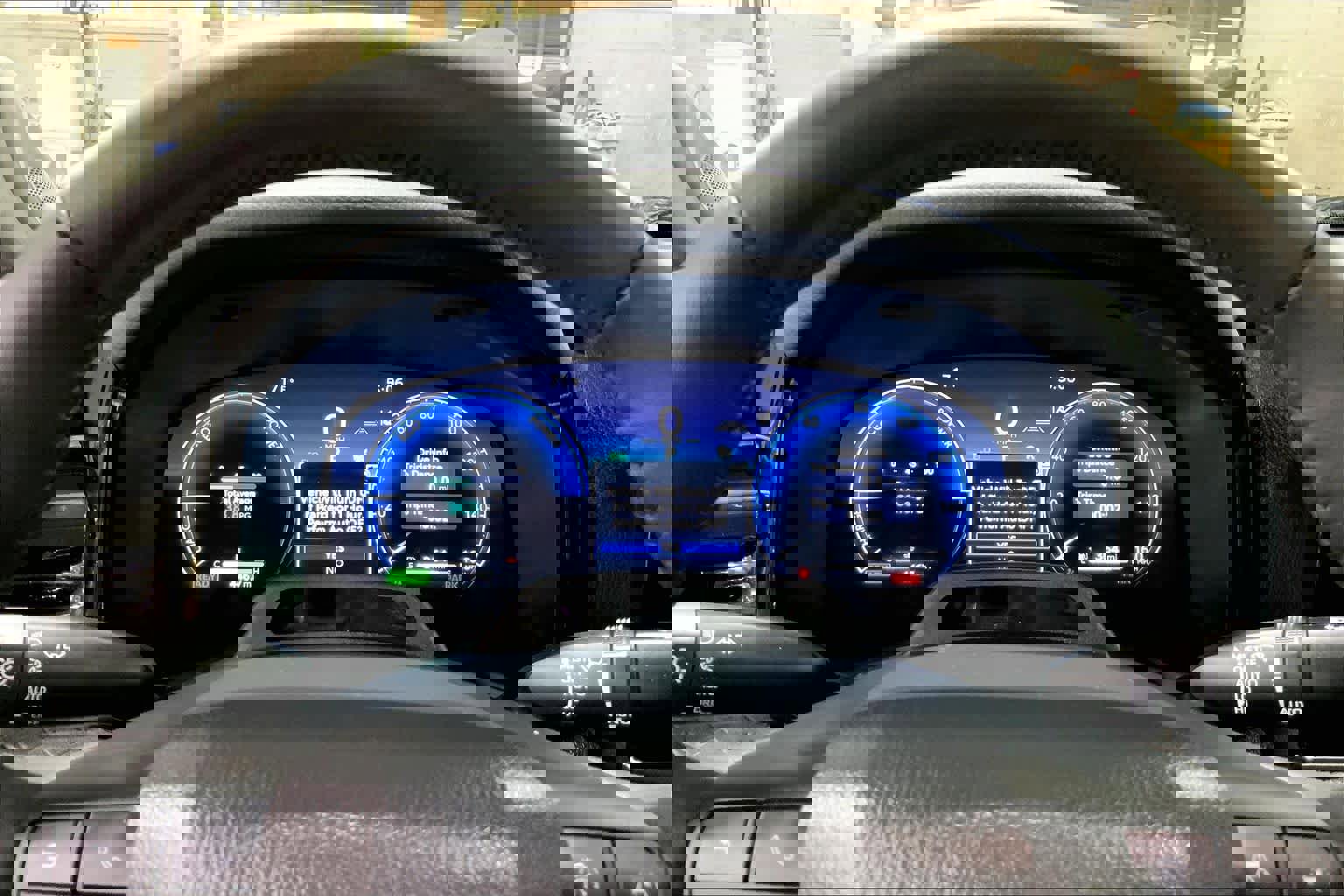 Used 2025 Toyota Camry XLE w/ Premium Plus Package image 26