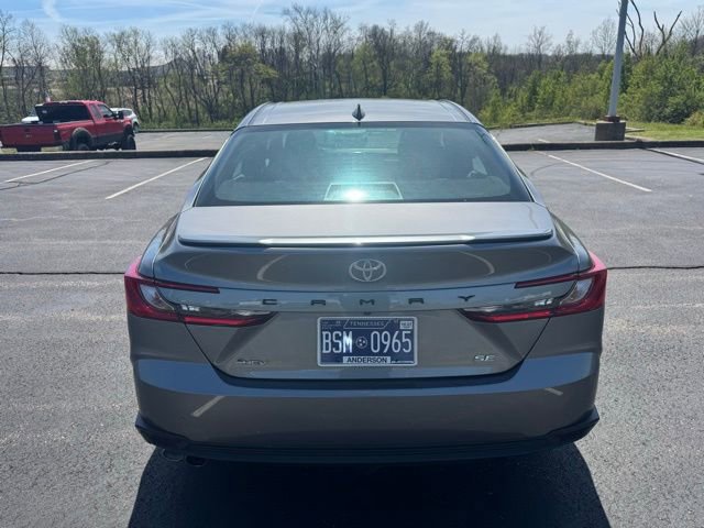 Used 2025 Toyota Camry SE FWD image 4