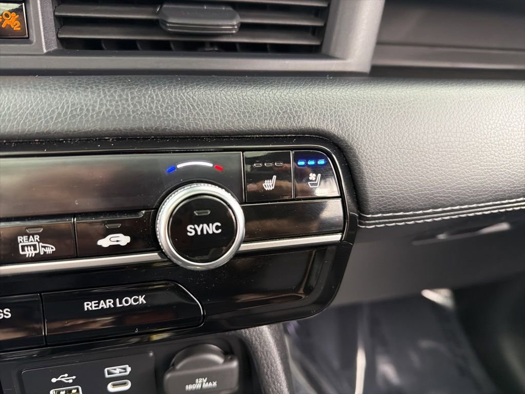 Used 2025 Honda Pilot Elite image 19